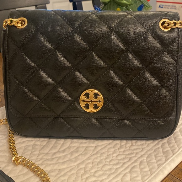 Tory Burch quilted purse - Picture 2 of 11